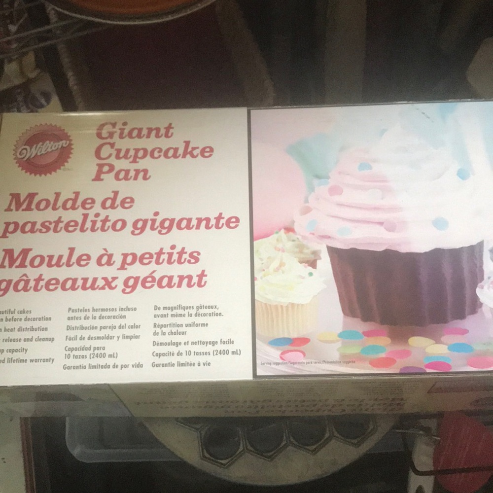 Giant Cupcake Pan